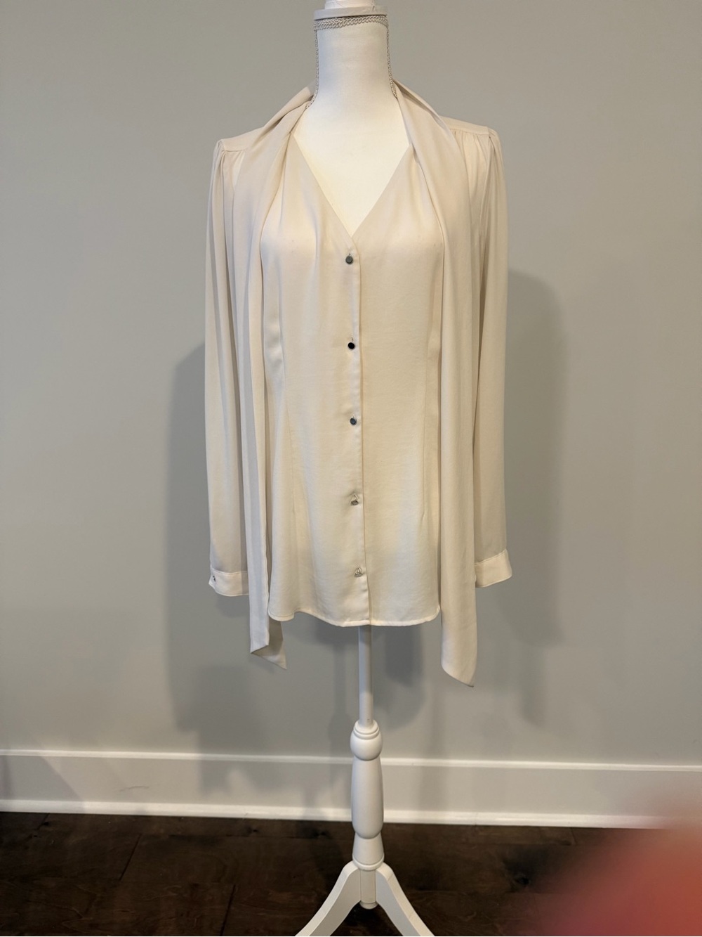 White House Black Market Cream Button-Front V-Neck Blouse